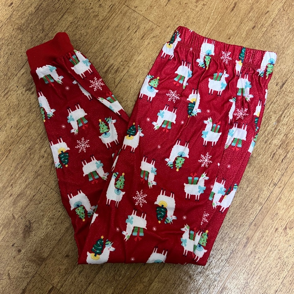 Llama 🦙 pj bottoms